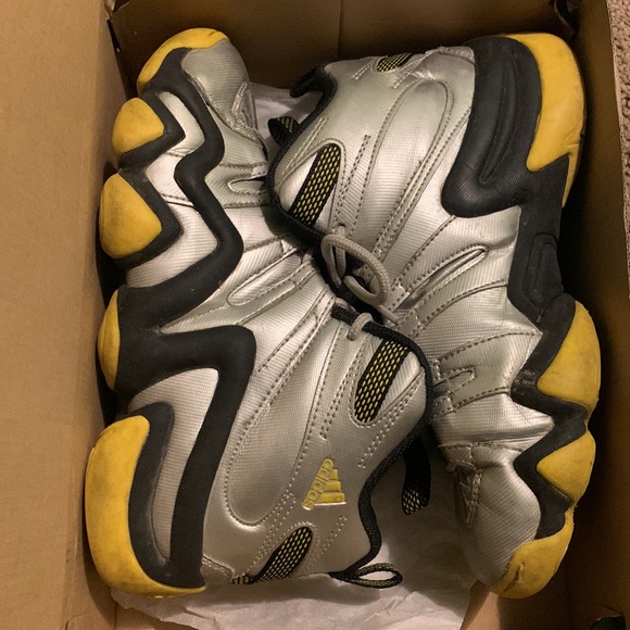 Adidas’s Crazy 8 J - Picture 2 of 3